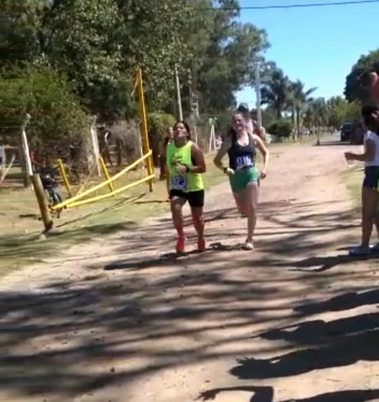 TRIATLON TEODELINA 2021: ORGANIZADO POR ATLETAS LOCALES CON EL APOYO DE LA DIRECCION DE DEPORTE DE LA COMUNA.