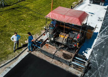 ASFALTO NUEVO EN 5 CALLES DE TEODELINA
