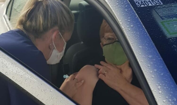 GENERAL ARENALES : VACUNACIÓN EN EL HOSPITAL MUNICIPAL.