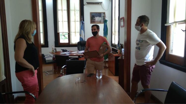 GENERAL ARENALES : RECIBIENDO A LOS CAMPEONES!!