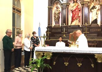 PARROQUIA SAGRADO CORAZON DE JESUS: RENOVACIÓN DE LOS MINISTERIOS EXTRAORDINARIOS