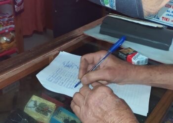 TEODELINA- VECINOS LEVANTAN FIRMAS PARA QUE NO SE CIERRE EL CER 466