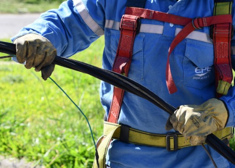 *Muere un operario de la EPE tras recibir una descarga eléctrica en rutas 33 y 93*