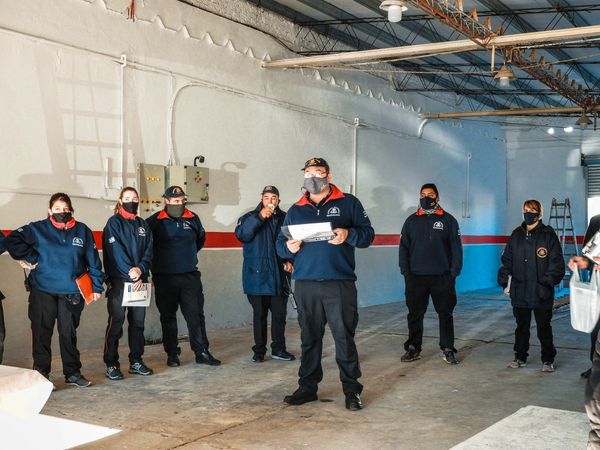 TEODELINA: UN 25 DE MAYO DIFERENTE  CON PLAN DETECTAR