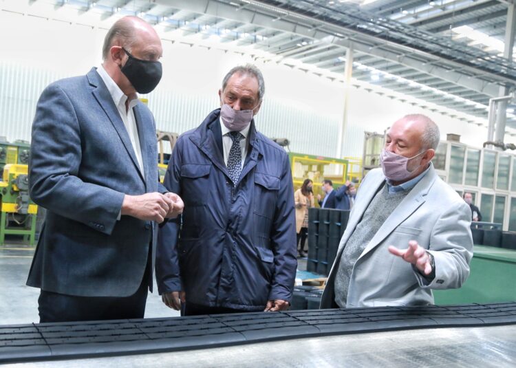 PEROTTI Y SCIOLI RECORRIERON EMPRESAS QUE ANUNCIARON NUEVAS INVERSIONES EN EL SUR PROVINCIAL