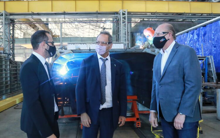 PEROTTI Y SCIOLI RECORRIERON EMPRESAS QUE ANUNCIARON NUEVAS INVERSIONES EN EL SUR PROVINCIAL