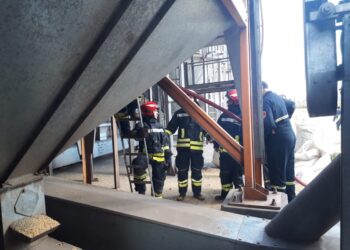 INCENDIO EN LA GRANJA DE ZALEY EN GENERAL ARENALES