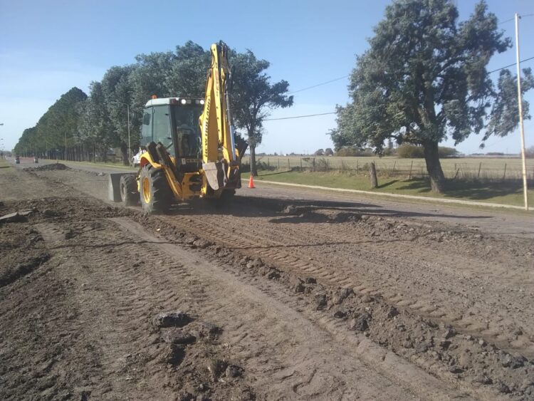 REPAVIMENTACIÓN DEL ACCESO A ARRIBEÑOS REPAVIMENTACIÓN DEL ACCESO A ARRIBEÑOS