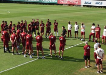 CONTAGIO MASIVO EN RIVER ANTES DEL SUPERCLÁSICO CON BOCA: 10 FUTBOLISTAS TIENEN CORONAVIRUS