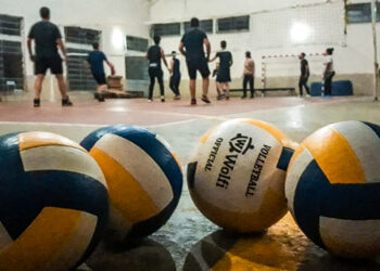 TEODELINA  𝗘𝗡𝗧𝗥𝗘𝗚𝗔 𝗗𝗘 𝗠𝗔𝗧𝗘𝗥𝗜𝗔𝗟𝗘𝗦 𝗔 𝗧𝗔𝗟𝗟𝗘𝗥𝗘𝗦 𝗗𝗘𝗣𝗢𝗥𝗧𝗜𝗩𝗢𝗦 𝗖𝗢𝗠𝗨𝗡𝗔𝗟𝗘𝗦 