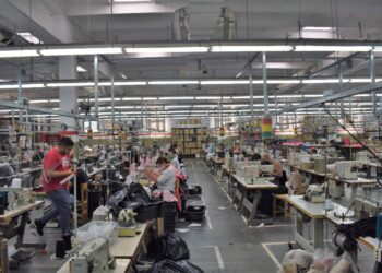 ENRICO PRESENTO PROYECTO DE LEY PARA QUE LA COOPERATIVA DE TRABAJO TEXTIL DE CARRERAS CONTINÚE TRABAJANDO