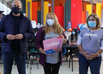 PEROTTI: “HOY EN SANTA FE VACUNAMOS A LA PERSONA UN MILLÓN CONTRA EL COVID19”