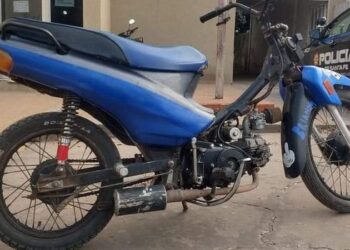LE ROBARON SU MOTO CERO KILÓMETRO EN VENADO TUERTO Y APARECIÓ CUATRO AÑOS DESPUÉS EN VILLA CAÑÁS 