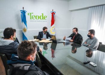 TEODELINA 𝗔𝗣𝗘𝗥𝗧𝗨𝗥𝗔 𝗗𝗘 𝗦𝗢𝗕𝗥𝗘𝗦 𝗟𝗜𝗖𝗜𝗧𝗔𝗖𝗜𝗢𝗡 𝗣𝗨𝗕𝗟𝗜𝗖𝗔 𝟮/𝟮𝟬𝟮𝟭 