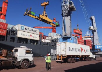 Reducen a cero las retenciones a exportaciones agroindustriales de las economías regionales