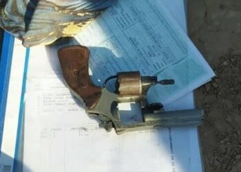 Detuvieron en Venado Tuerto a dos personas de Villa Cañas, uno de ellos armado