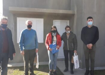 LA PROVINCIA INAUGURÓ VIVIENDAS EN CHAPUY, CORREA, VILLA CONSTITUCIÓN Y LOGROÑO
