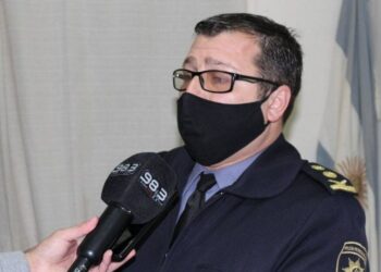 ALLANARON AL SUBJEFE DE LA POLICÍA DE SANTA FE Y LAGNA LE PIDIÓ LA RENUNCIA