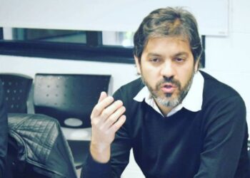 Bianco y Simone firmaron contratos para obras de vialidad en la provincia