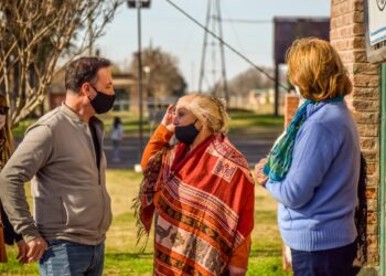 LISANDRO ENRICO PRESENTE EN ELORTONDO APOYANDO OBRAS E INSTITUCIONES