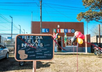 TEODELINA 𝗗𝗜𝗔 𝗗𝗘 𝗟𝗔𝗦 𝗜𝗡𝗙𝗔𝗡𝗖𝗜𝗔𝗦 𝗘𝗡 𝗘𝗟 𝗥𝗘𝗖𝗥𝗘𝗢