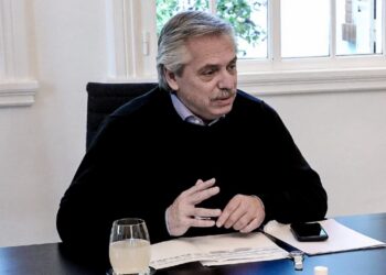 Fernández: “En algún momento hay que abrir sin hipocresía el debate por la legalización de la marihuana”