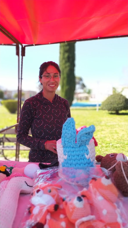 TEODELINA DOMINGO A PLENO SOL EN LA PLAZA ITUZAINGO!!!