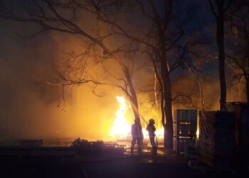 Defensa Civil advierte que “continúan activos muchos frentes” en el noreste de Corrientes