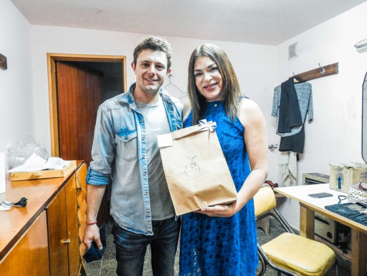 TEODELINA . TEATRO : 𝗚𝗥𝗔𝗡 𝗘𝗫𝗜𝗧𝗢 𝗘𝗡 𝗗𝗢𝗦 𝗙𝗨𝗡𝗖𝗜𝗢𝗡𝗘𝗦 𝗗𝗘 𝗟𝗔 𝗢𝗕𝗥𝗔 𝗥𝗘𝗟𝗔𝗖𝗜𝗢𝗡𝗘𝗦 𝗣𝗘𝗟𝗜𝗚𝗥𝗢𝗦𝗔𝗦