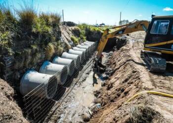 COMUNA DE TEODELINA:     𝗜𝗠𝗣𝗢𝗡𝗘𝗡𝗧𝗘 𝗢𝗕𝗥𝗔 𝗘𝗡 𝗣𝗨𝗘𝗡𝗧𝗘 𝗟𝗔 𝗣𝗔𝗡𝗧𝗔𝗡𝗢𝗦𝗔