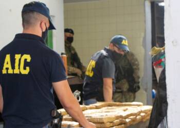 LA PROVINCIA DE SANTA FE QUEMÓ MÁS DE MIL KILOS DE MARIHUANA Y COCAÍNA