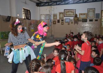 VILLA CAÑAS : CHARLA SOBRE RECICLAJE EN LA ESCUELA NORMAL SUPERIOR N°38