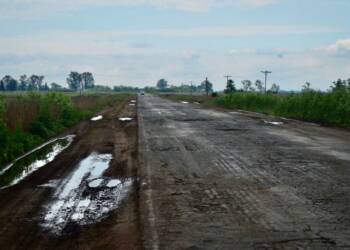 ENRICO INSISTE ANTE VIALIDAD POR LA REPARACIÓN DEL ACCESO A DIEGO DE ALVEAR