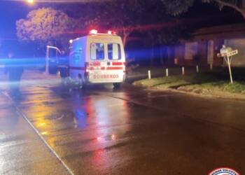 TEODELINA:  ACCIDENTE ENTRE MOTOCICLETA Y AUTOMOVIL EN 9 DE JULIO Y BENIGNO MARTINEZ