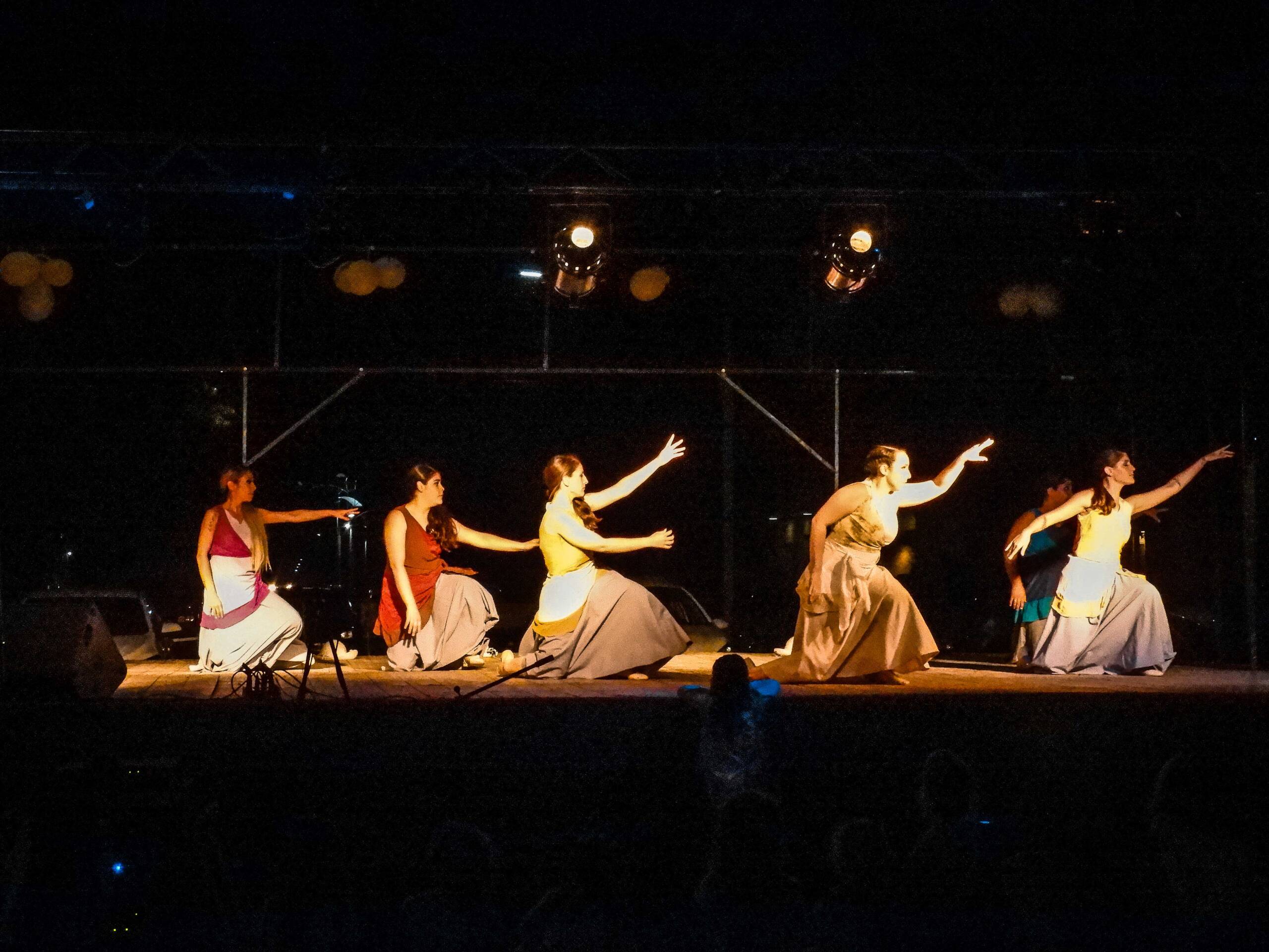 𝟯𝟬° 𝗔𝗡𝗜𝗩𝗘𝗥𝗦𝗔𝗥𝗜𝗢 𝗖𝗔𝗦𝗔 𝗗𝗘 𝗟𝗔 𝗖𝗨𝗟𝗧𝗨𝗥𝗔 | 𝗖𝗶𝗲𝗿𝗿𝗲 𝗱𝗲 𝘁𝗮𝗹𝗹𝗲𝗿𝗲𝘀, 𝗱𝗲𝘀𝗰𝘂𝗯𝗿𝗶𝗺𝗶𝗲𝗻𝘁𝗼 𝗱𝗲 𝗽𝗹𝗮𝗰𝗮 𝗰𝗼𝗻𝗺𝗲𝗺𝗼𝗿𝗮𝘁𝗶𝘃𝗮 𝘆 𝗺𝘂𝗲𝘀𝘁𝗿𝗮 𝗱𝗲 𝘁𝗿𝗮𝗯𝗮𝗷𝗼𝘀.