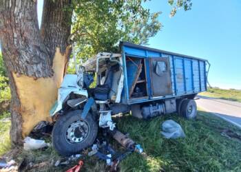 TEODELINA: ACCIDENTE EN EL CRUCE DE MIGUEL TORRES