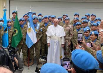 El Papa recibió a un grupo de Cascos Azules argentinos en Chipre