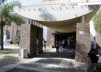 Confirmaron el primer caso de flurona en el hospital de niños de Santa Fe