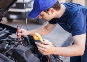 EL SENADOR ENRICO IMPULSA NUEVOS TALLERES DE MECÁNICA Y ELECTRICIDAD EN LA REGIÓN