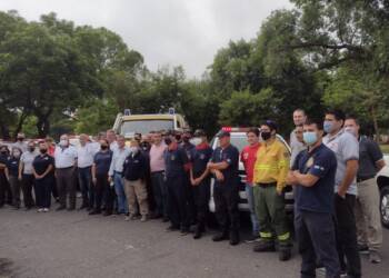 BRIGADISTAS SANTAFESINOS COLABORAN EN EL COMBATE DE LOS INCENDIOS EN CORRIENTES Y MISIONES