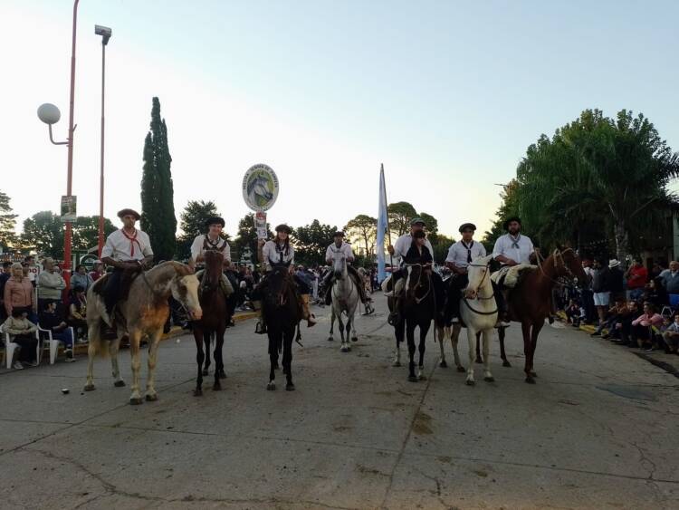 TEODELINA: ESPECTACULAR FIN DE SEMANA A TODA FERIA DE ARTE CRIOLLO!!!!!