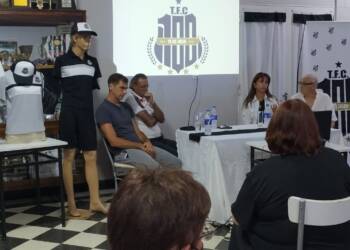 TEODELINA FBC. LOS NUEVOS CONSERJES SON : Raúl Fertinelli y Amalia Rende