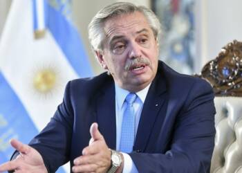 Fernández: “Argentina no tiene amigos ni enemigos permanentes ni perpetuos”