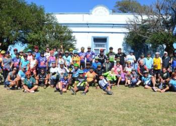  EXITOSO CICLOTURISMO EN VILLA CAÑÁS 