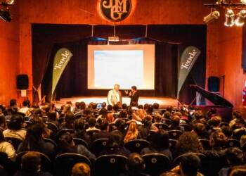 TEODELINA 𝐂𝐧𝐞𝐥. 𝐃𝐚𝐫𝐝𝐨 𝐅𝐨𝐫𝐭𝐢 “𝐌𝐚𝐥𝐯𝐢𝐧𝐚𝐬 𝐞𝐧 𝐩𝐫𝐢𝐦𝐞𝐫𝐚 𝐩𝐞𝐫𝐬𝐨𝐧𝐚”