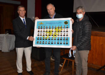 VILLA CAÑAS: MALVINAS, 40 AÑOS: REVELADORA Y EMOTIVA CHARLA DE JORGE BARRIONUEVO