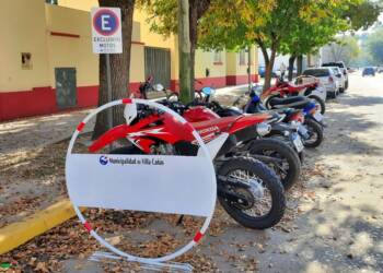 VILLA CAÑAS : ESTACIONAMIENTO EXCLUSIVO DE MOTOS