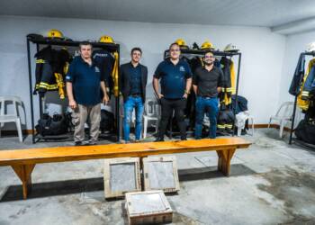 TEODELINA : 𝗔𝗬𝗨𝗗𝗔𝗥 𝗔 𝗟𝗢𝗦 𝗤𝗨𝗘 𝗦𝗜𝗘𝗠𝗣𝗥𝗘 𝗘𝗦𝗧𝗔𝗡 