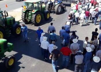Agricultores argentinos preparan protesta con tractores