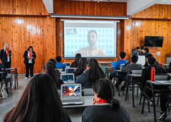 TEODELINA: 𝗘𝗗𝗨𝗖𝗔𝗖𝗜𝗢𝗡 𝗗𝗜𝗚𝗜𝗧𝗔𝗟  | 𝗜𝗡𝗜𝗖𝗜𝗢 𝗟𝗔 𝗖𝗔𝗣𝗔𝗖𝗜𝗧𝗔𝗖𝗜𝗢𝗡 𝗘𝗡 “𝗛𝗘𝗥𝗥𝗔𝗠𝗜𝗘𝗡𝗧𝗔𝗦 𝗗𝗘 𝗢𝗙𝗙𝗜𝗖𝗘” 